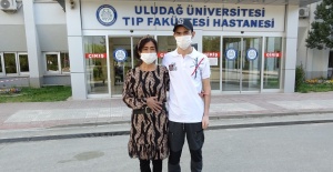 Özbek hasta BUÜ Hastanesi'nde yapılan karaciğer nakli ile şifa buldu
