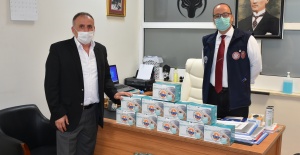 GEMLİK BELEDİYESİ'NDEN ESNAFA 10 BİN MASKE