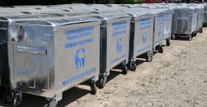 Mustafakemalpaşa'ya 500 adet çöp konteyneri hibe edildi