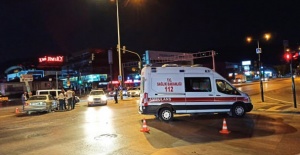 Bursa'da koronavirüs şüphelisi bebek ve annesini taşıyan ambulans kaza yaptı