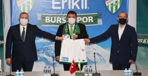 Erikli, Bursaspor’un yanında yerini aldı