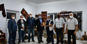 Vefa'ya ilk plaket Balgöç'ten