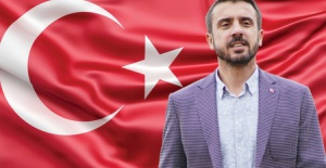 Kestel Belediye Başkanı Tanır, halkı İstiklal Marşı okumaya davet etti