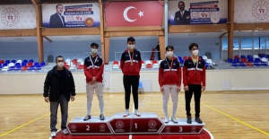 Bursa'da "17 Yaş Altı Kılıç Açık Turnuva" müsabakaları sona erdi