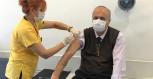 Bursa'da aşı çalışmaları için gönüllü alımı devam ediyor