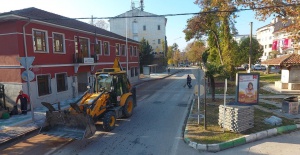 Gürsu'da kaldırımlar yenileniyor