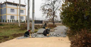 İnegöl'de yol yapım çalışmaları devam ediyor