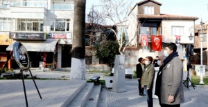 İsmet İnönü Mudanya'da anıtı önünde anıldı