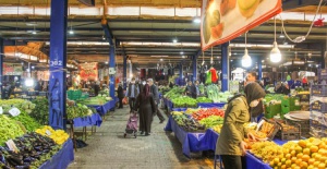 Karacabey'de pazar yerlerine karantina düzenlemesi