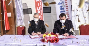 Karacabey Belediyesi'nde toplu iş sözleşmesi imzaları atıldı
