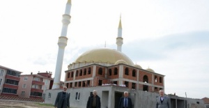 Mustafakemalpaşa'da Mekke Camii yükseliyor