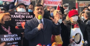 Selçuk Türkoğlu: Vatandaşın gerçek gündeminin 'mutfak yangını' olduğunu biliyoruz