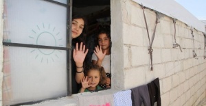 İHH İnsani Yardım Vakfı Bursa Şubesi'nden Suriye'ye 700 briket ev
