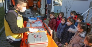 Çocuklara ambulans hizmetleri tanıtıldı
