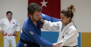 Osmangazili Judocular Tatamide Zirveye Çıkacak