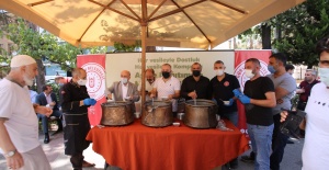 GÜRSU’DA AŞURE BEREKETİ PAYLAŞILDI