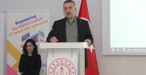 GENÇLERİN YENİ SOSYAL AĞI CODE IS LOADING
