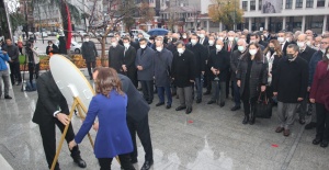 24 KASIM ÖĞRETMENLER GÜNÜ BURSA’DA TÖRENLERLE KUTLANDI