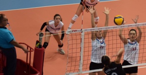NİLÜFER'İN GENÇ SULTANLARINDAN FARKLI GALİBİYET
