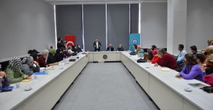 YAZAR ADAYLARI DERSBAŞI YAPTI