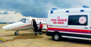 18 yaşındaki hasta ambulans uçakla tedavi için Bursa'ya getirildi