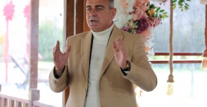 BAŞKAN SERTASLAN’DAN ÖĞRETMENLERE UMUT OLUN