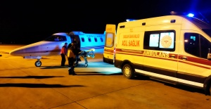 50 yaşındaki hasta ambulans uçakla tedavi için Bursa'ya getirildi