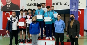 Badmintoncular Yeniden Zirvede