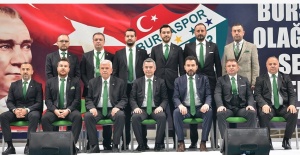 BURSASPOR'UN YENİ BAŞKANI ÖMER FURKAN BANAZ OLDU