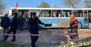 Bursa'da infaz koruma memurlarını taşıyan servisin geçişi sırasında patlama