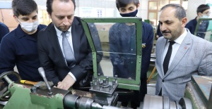 BURSA’DA MESLEKİ VE TEKNİK EĞİTİM GÜÇLENİYOR