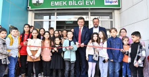 Bilgi Evi Öğrencilerinden Renkli Sergi