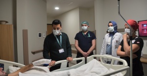 GEMİ YANGININDA YARALANAN İKİ MISIR VATANDAŞI, BURSA ŞEHİR HASTANESİ’NDE ŞİFA BULDU