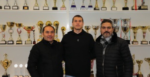 Gemlik Belediyespor iki sporcu daha kazandırdı