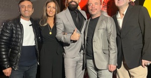 MEHMET ÇEVİK’TEN GALA SÜRPRİZİ