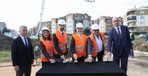Bursa Nilüfer'de Dr. Refik Saydam Sağlıkçılar Parkı'nın temeli atıldı
