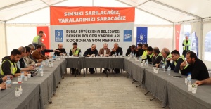 YALOVA BELEDİYESİ HATAY’DA DEPREMİN YARALARINI SARIYOR