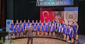 NİLÜFER'İN ÇOCUK VE GENÇLİK KOROLARINA ÖDÜL