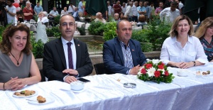BURSA CHP'DE BAYRAM COŞKUSU