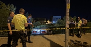 Bursa'da otomobil inşaat alanına düştü! 1 ölü, 2 yaralı
