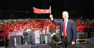 BÜYÜK ZAFER'İN 101. YILINA NİLÜFER'DE MUHTEŞEM KUTLAMA