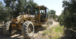 GEMLİKLİ ÇİFTÇİYE ARAZİ YOLU DESTEĞİ