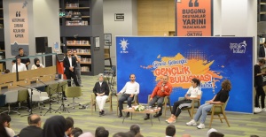 UYUMAYAN KÜTÜPHANE ‘GENCİZ GELECEĞİZ’ GENÇLİK BULUŞMASI