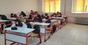 Bursa'da, ‘Ülke Geneli 1. Dönem 2. Ortak Yazılı Sınavı’ Tamamlandı