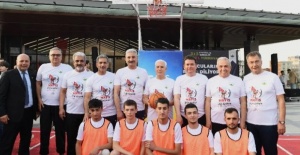 Bursa'da başkanlardan 19 Mayıs’a yakışan maç