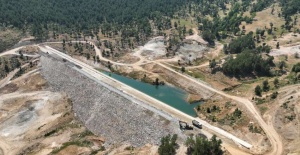 BURSA BÜYÜKORHAN KOCADERE GÖLETİ’NDE ÇALIŞMALAR ARALIKSIZ DEVAM EDİYOR