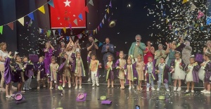 Nilüferli minikler yıl sonu gösterileriyle büyüledi
