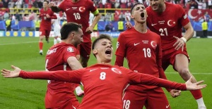 Bizim Çocuklar Avusturya 1-2 Türkiye yenerek çeyrek finale kaldı