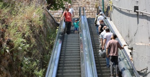 Yürüyen merdivenler tekrar Bursalıların hizmetinde