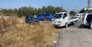 Bursa'da kamyonet ile otomobil çarpıştı! 1 yaralı